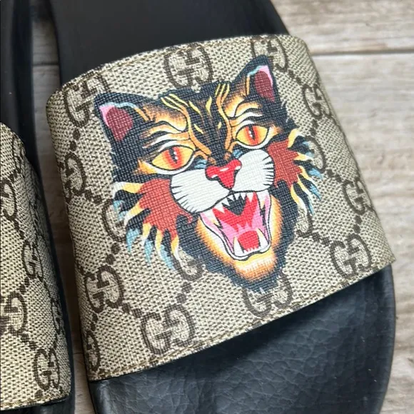 Gucci Tiger Print Pool Slides 39 fit like 8.5 Angry Cat Gucci