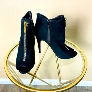 Guess Black Suede High Heels Peep Toe 4 Inch Zip Up Open Toe Heels 8 M New