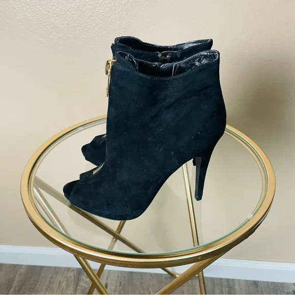 Guess Black Suede High Heels Peep Toe 4 Inch Zip Up Open Toe Heels 8 M New