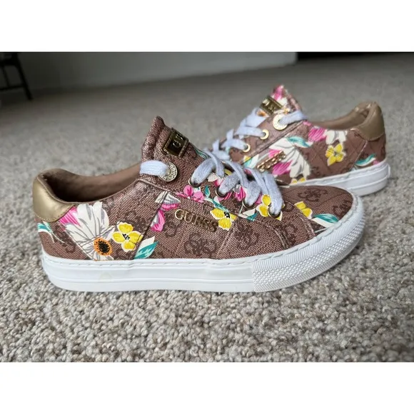 Guess Floral Logo Sneakers Low Top Casual Fashion Shoes Size 6