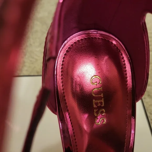 Guess Sella Medium Pink Cross Strap Heels - Size 7M NWT
