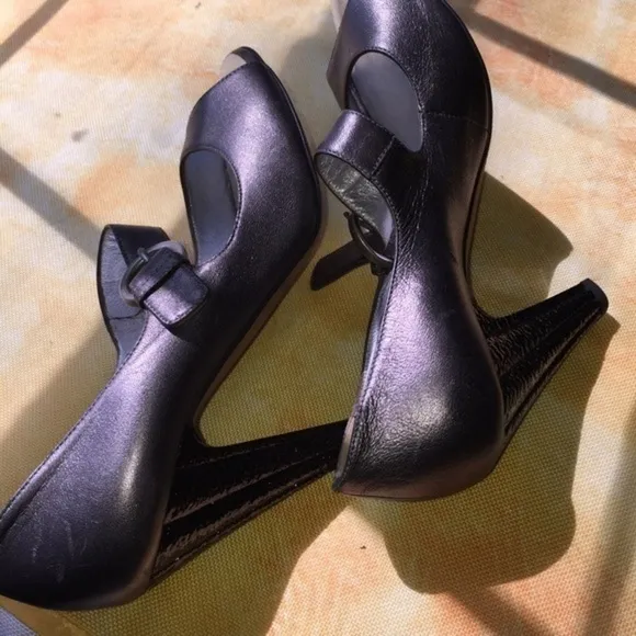 Guiseppe Zanotti pewter comfort style pumps sz 9.5