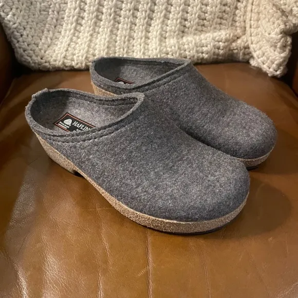 Haflinger grey wool mules Size 37 (6.5) NEW condition