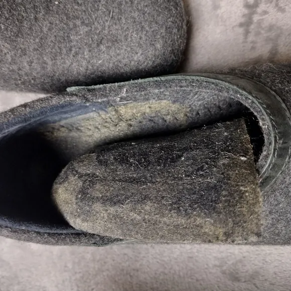 Haflinger  GZH Grizzly Closed Heel Style Wool Clogs Charcoal 37 Women's US 6.