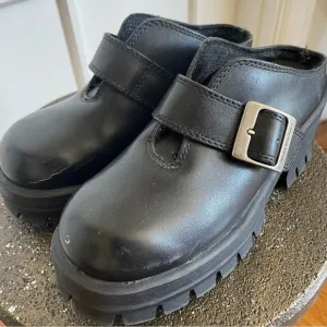 Harley Davidson Leather Chunky Slip on Platform Clogs