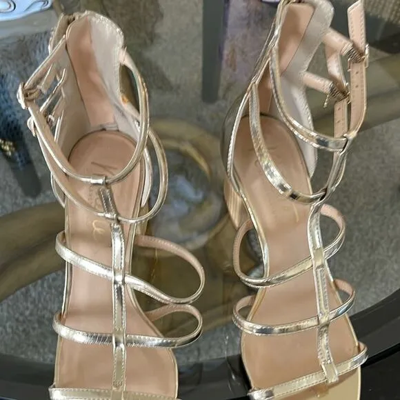Heels sandles- gold new Nanette Lepore size 7 1/2 zipper back- block heels 2 2/4