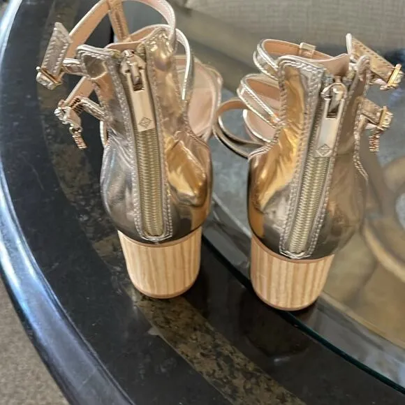Heels sandles- gold new Nanette Lepore size 7 1/2 zipper back- block heels 2 2/4