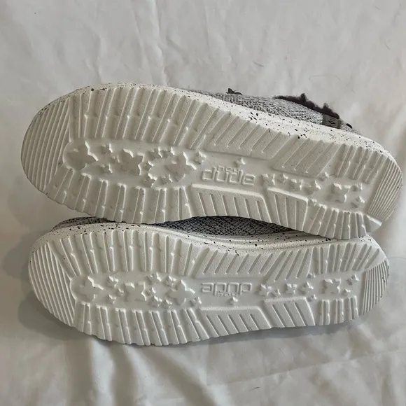 HEY DUDE WENDY SALT AND PEPPER Lightweight Slip-On Women’s Shoe Sz 5 NWT