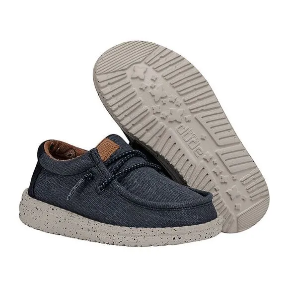 Hey dude, toddler boys Wally washed canvas loafer size TD 5 navy nwt