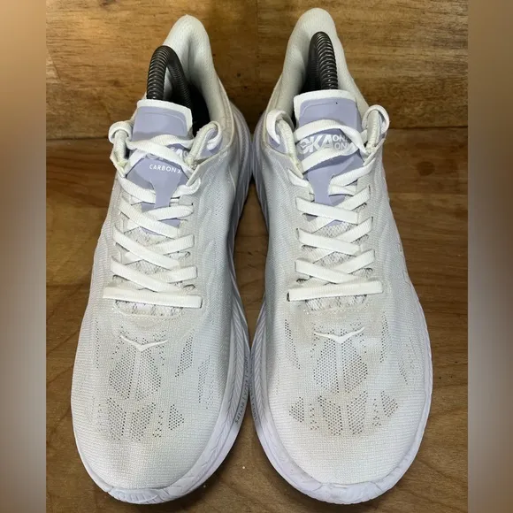 Hoka One One Carbon X 2 LIGHTWEIGHT Womens Size 9 Running Shoes Sneakers White