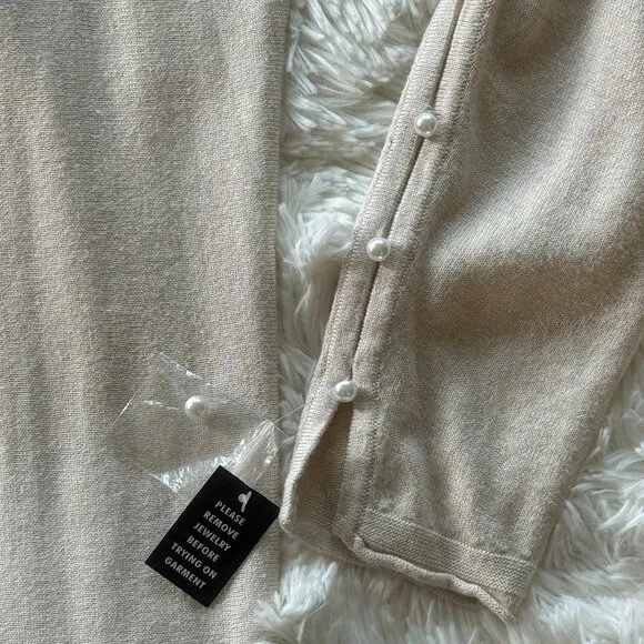 🎉HP🎉 Valentine's Day Soft Pink Faux Pearls Sz M Pullover Sweater Long Sleeve