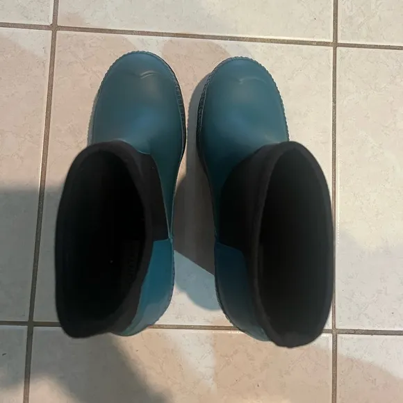Hunter wedge rain boots NWOT size US 7