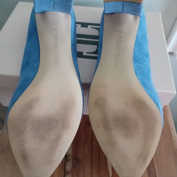 Ivanka Trump &quot;Katie&quot; Blue Suade Heels Size 8