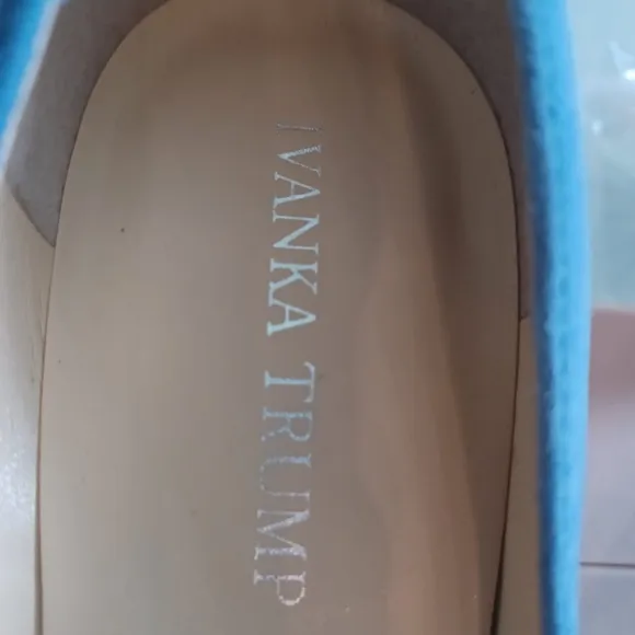 Ivanka Trump &quot;Katie&quot; Blue Suade Heels Size 8