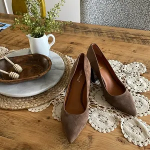 J. McLaughlin suede heels with tortoise shell block size 11