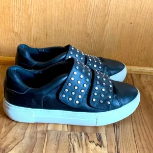 J Slides NYC Accent 6-1/2 black leather silver studded strap Velcro sneakers EUC