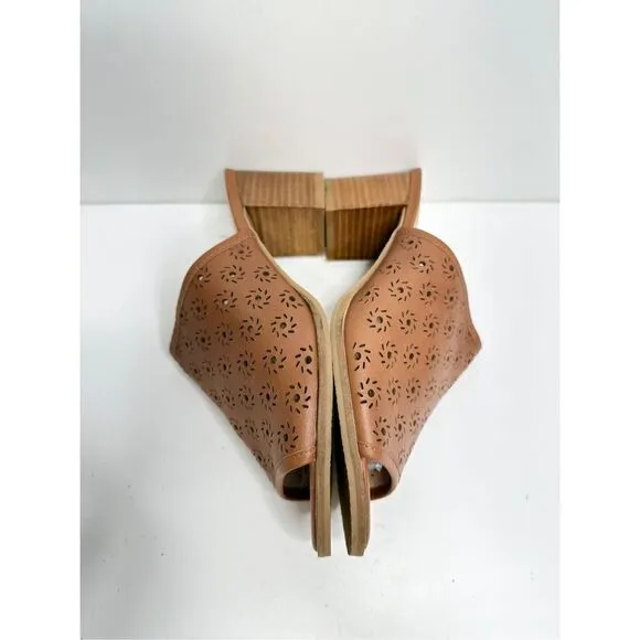 Jack Rogers Sandals Womens Size 6 Brown Roonie Open Toe Perforated Leather Slide