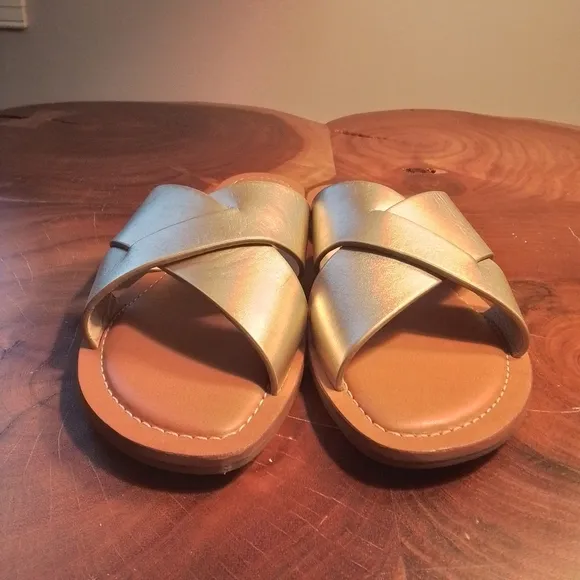 Jack Rogers Slotted Sloane X Band Gold Criss Cross Slides - 6