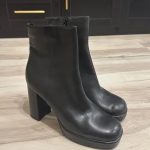 Jeffery Campbell Space Block Heel Boots