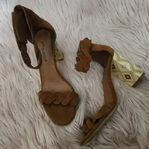 Jeffrey Campbell Lindsay geometric block heels sz 7.5