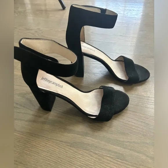 Jeffrey Campbell Lindsay Women’s Size 9 High Heels Black Suede Block Ankle Strap