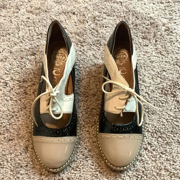 Jeffrey Campbell Retro Vintage Inspired Patent Leather Oxford Heels Black 6.5