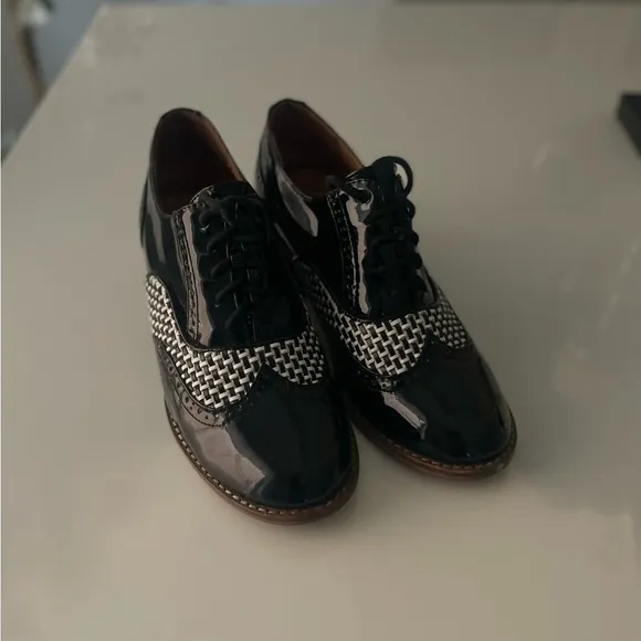 Jeffrey  Campell Oxford Lace UP Block Heels