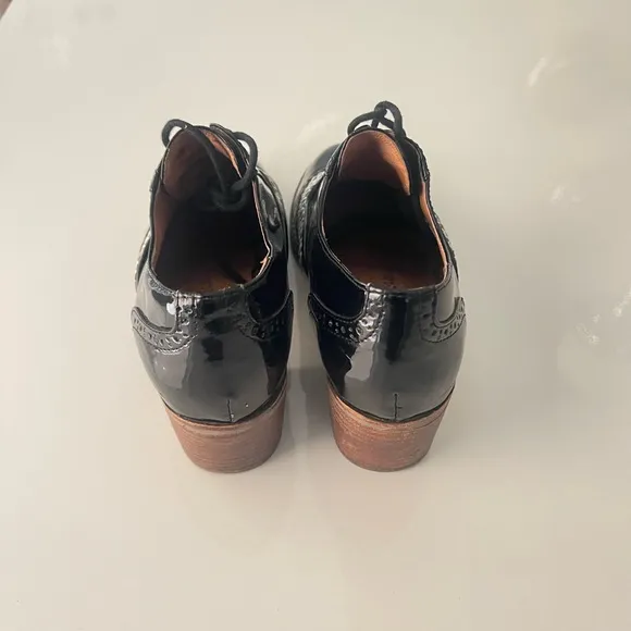 Jeffrey  Campell Oxford Lace UP Block Heels