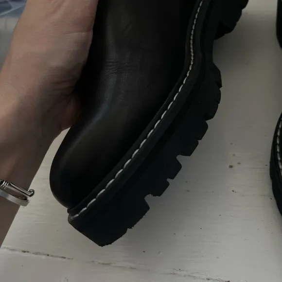 Jenni Kayne Leather Lug Mule in Black, size 7
