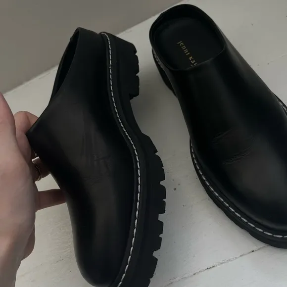 Jenni Kayne Leather Lug Mule in Black, size 7
