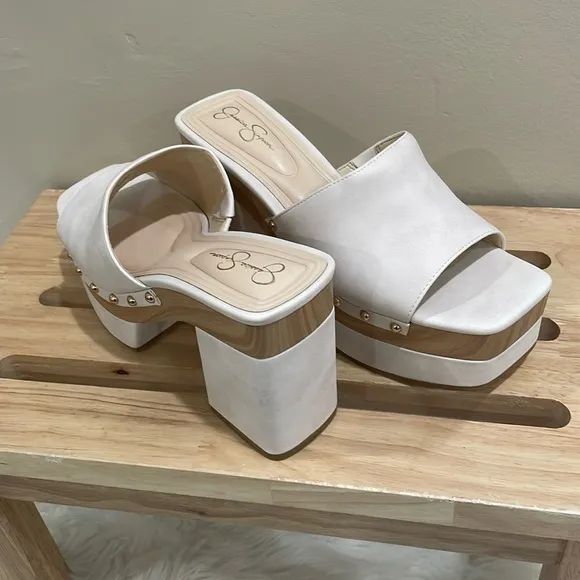 Jessica Simpson ivory nubuck 7.5 8 clogs CHARLETE mule square toe pad new inbox
