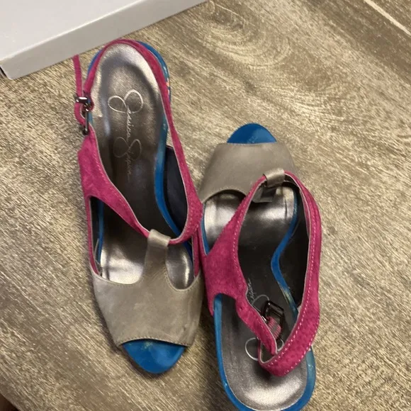 Jessica Simpson’s also cranberry heels open toe