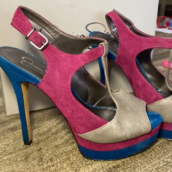 Jessica Simpson’s also cranberry heels open toe