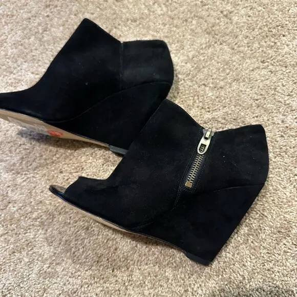 Joan &amp; David Open Toe Wedged Heels