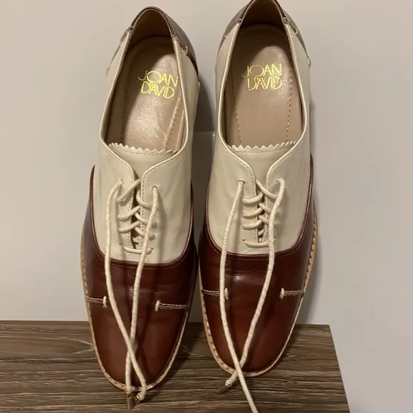 Joan &amp; David Vintage Look Preppy Women’s Oxfords 1920s Style Two-Toned S…