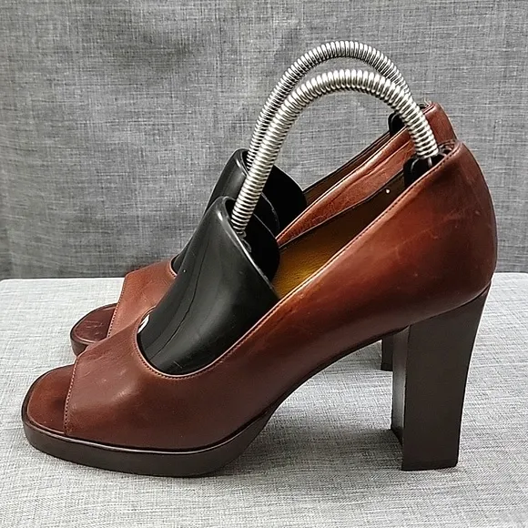 Joan Helpern VTG Brown Leather Peep Toe block heels  Italy Women's Shoes SZ 6M