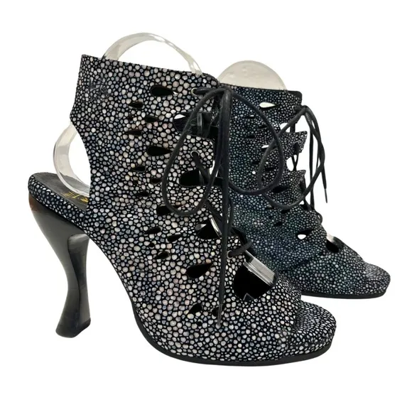 John Fluevog ATTENTIONS  GWEN Black Devilfish Heels Size: 6