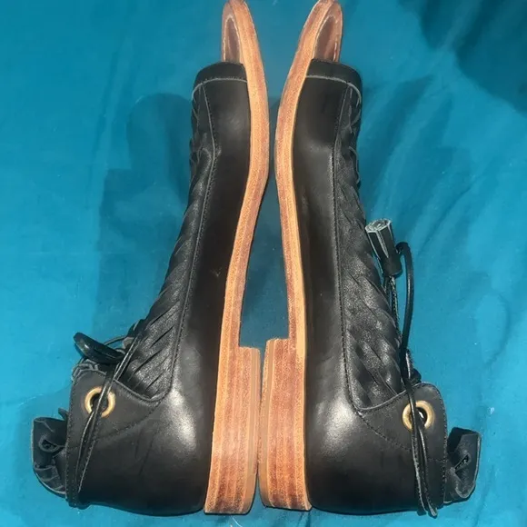 John Fluevog River Acre Sandal Leather Cutout Black Size 10.5