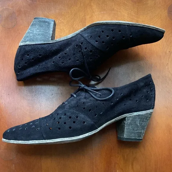John Fluevog Shoes Immortal Perfection AUDREY Oxfords Black Suede Women's Size 9