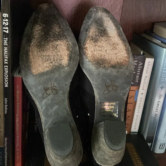 John Fluevog Shoes Immortal Perfection AUDREY Oxfords Black Suede Women's Size 9