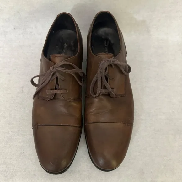 John Varvatos Oxfords US size 9M Gently worn Unusual split leather design