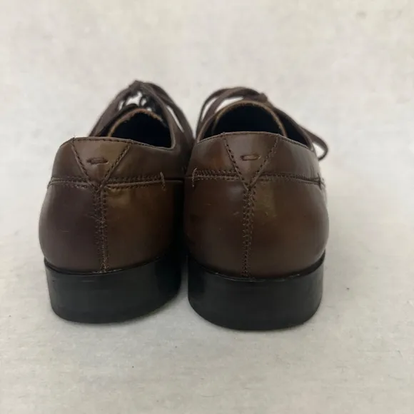 John Varvatos Oxfords US size 9M Gently worn Unusual split leather design
