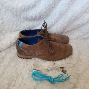 John Fluevog CBC Brown Leather Oxfords with interchangeable laces sz 6‎