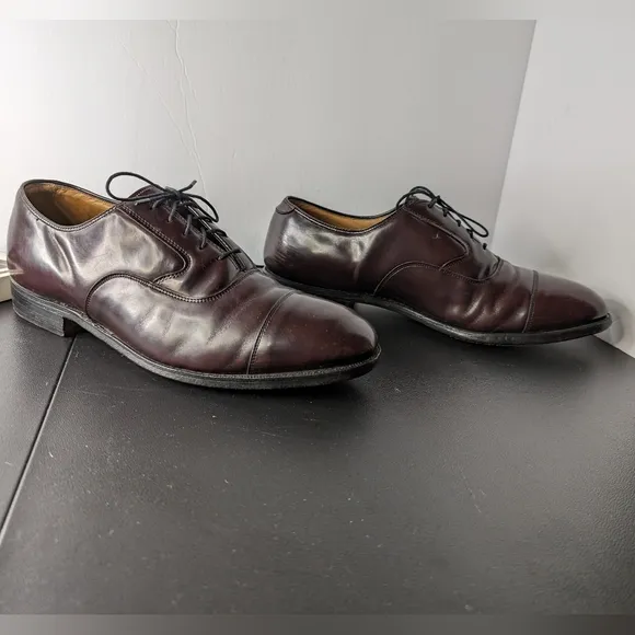 Johnston &amp; Murphy 9.5 lace up Cherry Wood leather classic oxfords