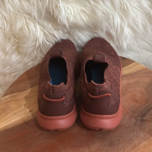Johnston&amp; Murphy Escape Knit Slip-On Sneaker