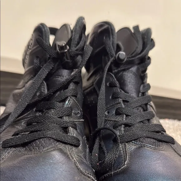 Jordan Black High-Top Athletic Shoes