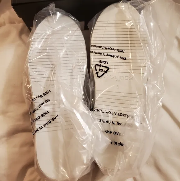 J/Slides Nobel Cozy Sneakers - honey