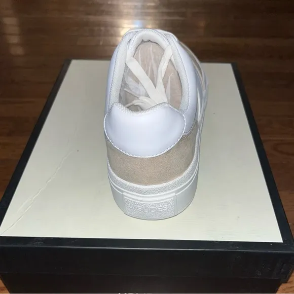 J/Slides NYC Gable Lace Up Sneakers White &amp; Sand Faux Suede Women’s Size 9