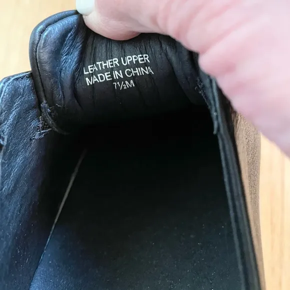 J/Slides NYC Mule Black Hara Sneakers