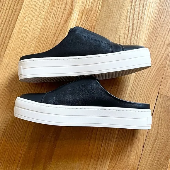 J/Slides NYC Mule Black Hara Sneakers